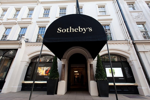 Sotheby's müzayedesinde eserin 1 milyon ila 1,5 milyon dolar arasında satılacağı düşünülüyordu!