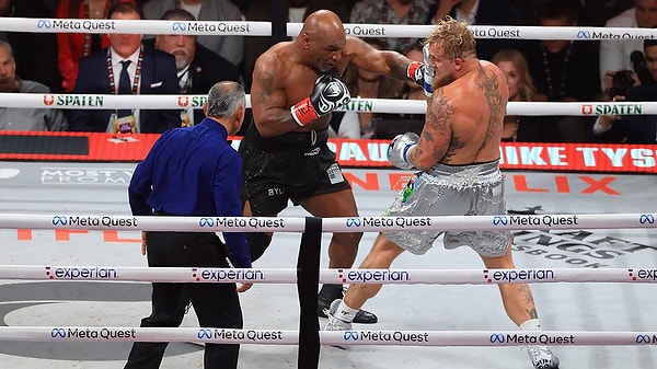 Mike Tyson ve Jake Paul'ün maçı deyim yerindeyse "dağ fare doğurdu" maçı oldu. Yaşananlar sosyal medyada eleştirilse de ikilinin maçı konuşulmaya devam ediyor.