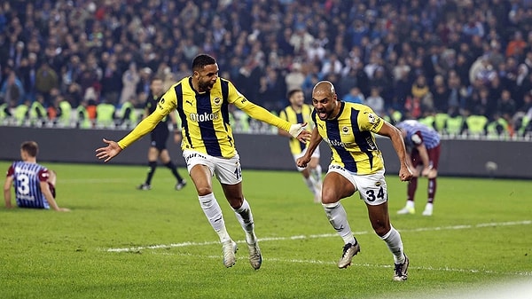 Fenerbahçe taraftarı şampiyonluğu her şeyden fazla istiyor. 2024'te olmayan hedeflerin 2025'te olması için ise camia tamamen kenetlenmiş durumda.