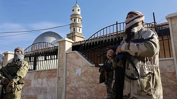 Kaynaklar, mağdurların yaşananlara korkudan ses çıkaramadığını ve tepki gösteremediğini aktararak çocukları zorla askere alınan ebeveynlerin de rejim güçlerine karşı çıkamadığı bilgisini paylaştı.