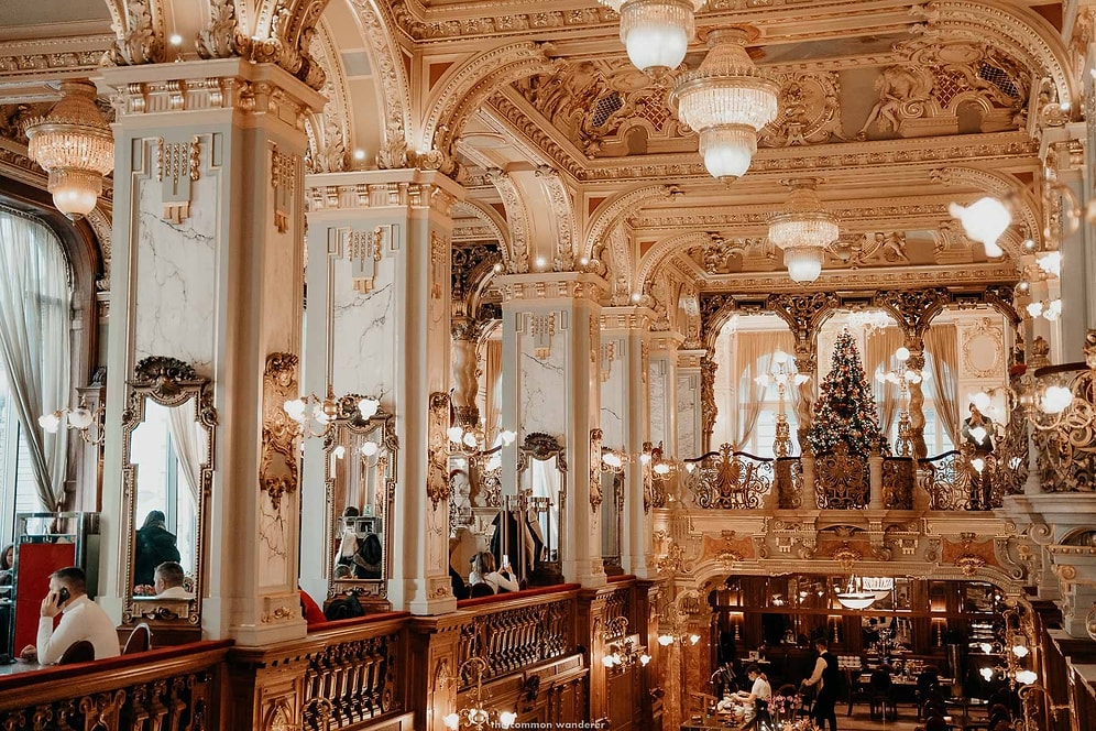 The World’s Most Stunning Restaurants and Cafes That Blend History and Art