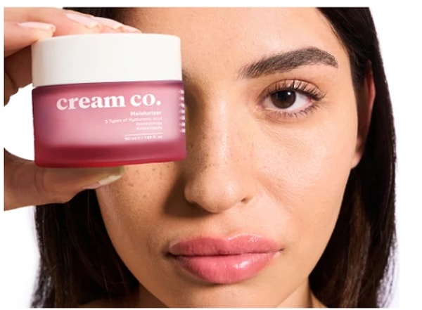 1. Cream Co. Moisturizer | Su Bazlı Nemlendirici Yüz Kremi