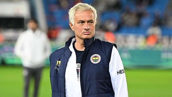 Galatasaray'ın ardından Beşiktaş derbisini de kaybeden Jose Mourinho'ya Fenerbahçe'de eleştiriler var. Serdar Ali Çelikler de en çok eleştiren isimlerden biri oldu.