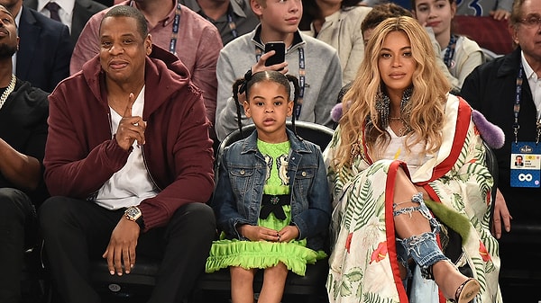 İkilinin birlikteliklerinden bir de kızları var. Beyonce, Blue Ivy Carter'ı 7 Ocak 2012'de kucağına almıştı.