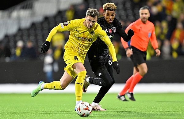 Beşiktaş zorlu Bodo Glimt deplasmanında 21.dakikada Zaynutdinov ve Gedson iş birliği ile golü buldu ve 1-0 öne geçti.