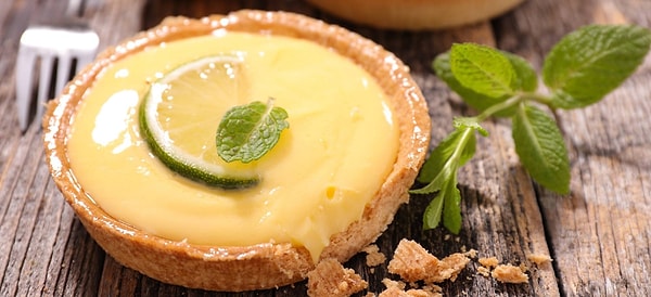 4. Limonlu Cheesecake Tart ve Tarçınlı Armut Cipsleri