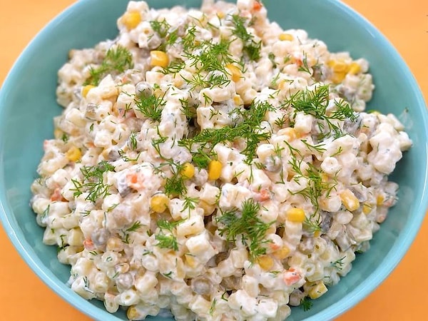 2. Makarna Salatası