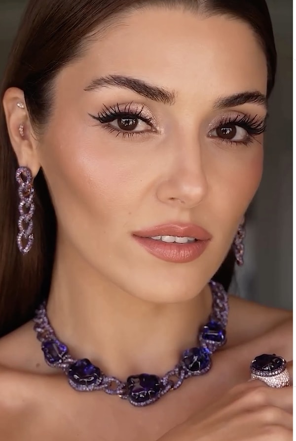 3. Hande Erçel