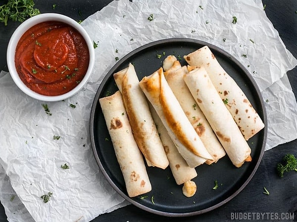 9. Pizza Roll ve Börek