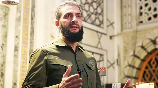 Colani yeni imajıyla da Batı'nın gönlünü fethederken Fidel Castro'ya da benzetenler çıkmaya başladı. Bu konuda ilginç yorumlardan birini Nagehan Alçı yaptı.