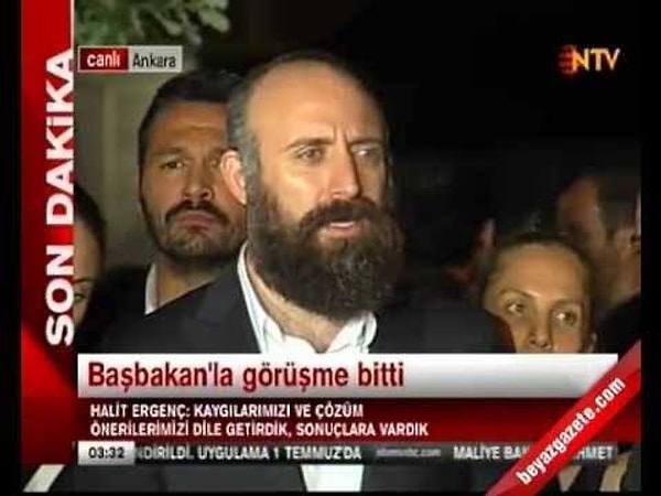 1. Gezi Parkı olaylarında Cumhurbaşkanı Recep Tayyip Erdoğan'la Halit Ergenç'in görüşmeye gitmesi Muhteşem Yüzyıl'da Sultan Süleyman'ı oynadığı dönem siyasi bir figür olarak değerlendirilmişti. Hakkında "Kanuni Sultan Süleyman, Erdoğan ile görüşmeye gitti" şeklinde haberler çıkmıştı.