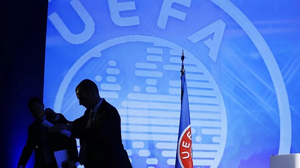 Çünkü daha önce UEFA ve FIFA'nın 2021'deki orijinal Avrupa Süper Ligi önerisine verdiği yanıtın Avrupa Birliği yasalarını ihlal ettiğine hükmedildi.