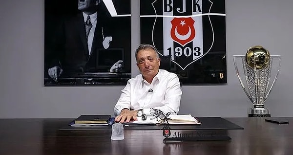 Ahmet Nur Çebi dönemiyle başlayan süreç Arat döneminde zirve yaptı ve Beşiktaş başarısız sonuçların yanında kaos dönemine girdi.