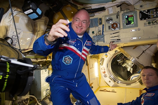 One of the astronauts with the longest time in space, Scott Kelly, stayed aboard the ISS for 340 days between 2015 and 2016.