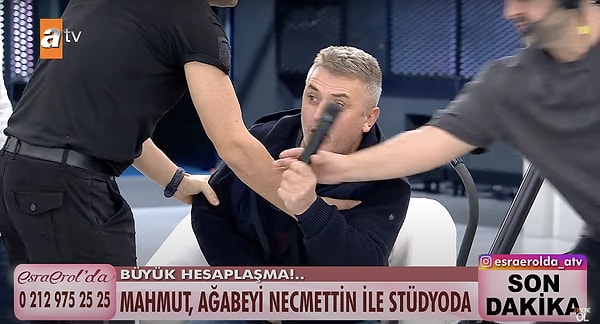 Tüm bunlar üst üste gelince eşi Mahmut adeta sinirden köpürdü. Yayına gelen Mahmut ve kardeşi Rabia'yı hırsızlıklıkla ve aldatmakla suçladılar. Birbirlerinin üstüne saldıran konukların o anları kesildi.