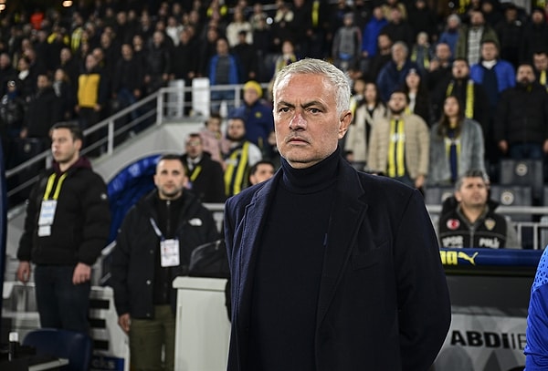 Mourinho maç sonunda " ''Oyuncularım ellerinden geleni yaptı. Sayısal olarak baktığımız zaman 11’e 8 bitebilirdi." dedi.