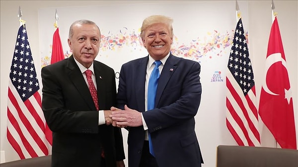 Cumhurbaşkanı Erdoğan için “arkadaşım” ifadelerini kullanan Trump, “O saygı duyduğum biri. Onun da bana saygı duyduğunu düşünüyorum” dedi.