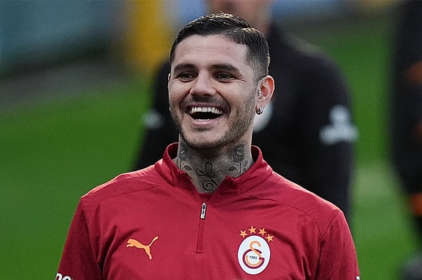 Arjantin'de yayınlanan LAM programında gazeteciler Pepe Ochoa ve Angel de Brito, Icardi ile ilgili çarpıcı açıklamalarda bulundu.