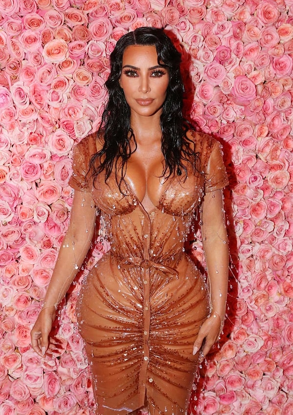 Let's also remember Kim Kardashian's interesting phase in 2019.