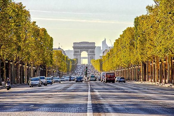 24. Avenue des Champs-Élysées, Paris, Fransa