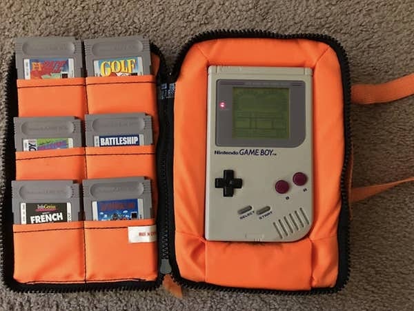 4. "İlk çıkan Game Boy'lardan birine sahiptim"