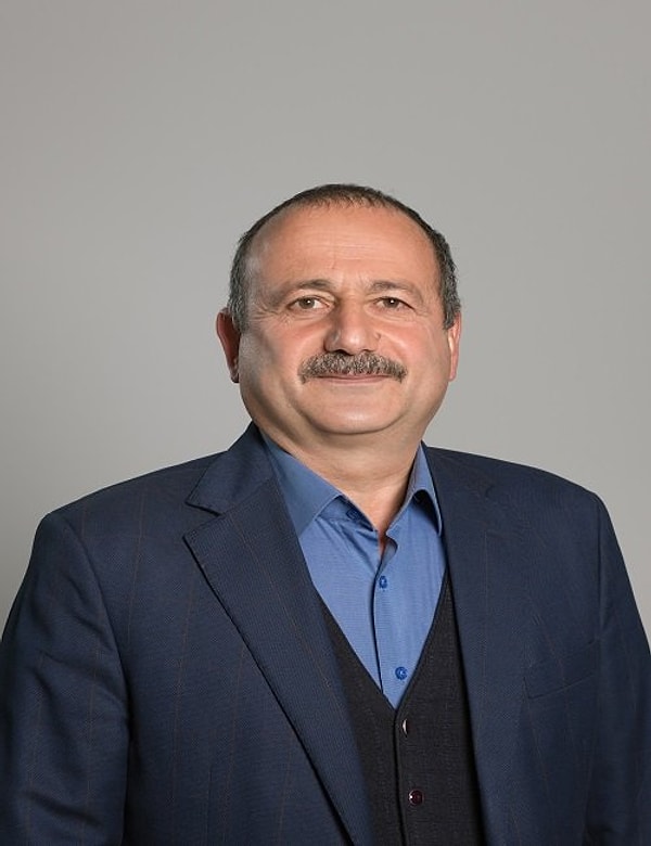 Aziz Mürtezaoğlu Kimdir?