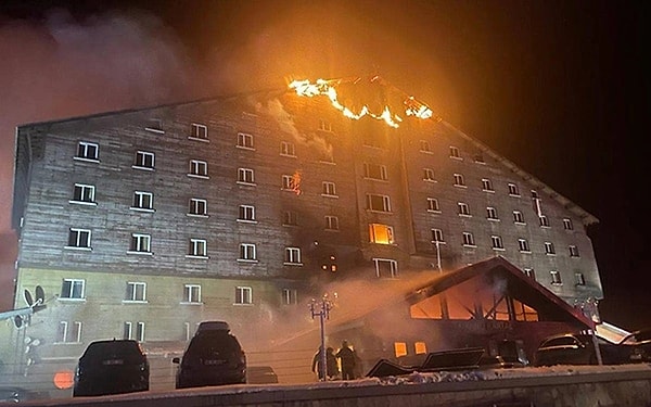 Bolu’nun ünlü tatil beldesi Kartalkaya’da yer alan ve her yıl on binlerce kişiyi ağırlayan Grand Kartal Oteli’nde 03.30 sularında çıkan yangın nedeniyle 76 vatandaşımız hayatını kaybetmişti.