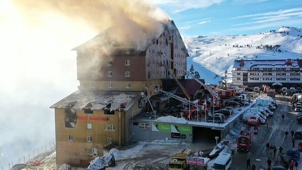 Bolu Kartalkaya’daki Grand Kartal Otel'de 21 Ocak'ta 03.30 saatlerinde çıkan yangında 76 vatandaşımız hayatını kaybetti.