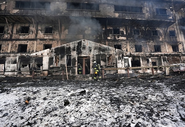 İkinci paylaşımıyla sosyal medyada eleştiri yağmuruna tutulan Hacıbekiroğlu, gelen tepkilerin ardından hesabını kapattı.