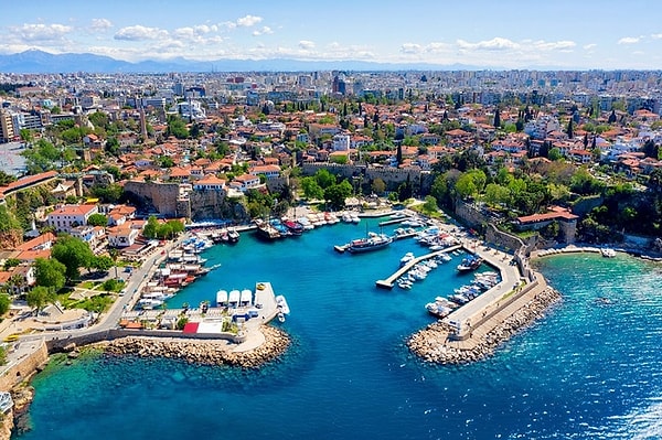 Another highlight of the list was Antalya, a staple of summer tourism, which continued to gain international popularity.