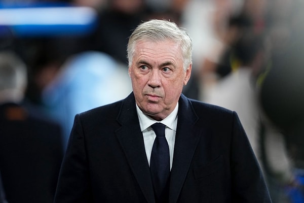 Ancelotti'nin Arda'ya şans vermemesi yine futbolseverlerin tepkisine neden oldu.