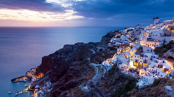 Santorini Adası Nereye Yakın, Türkiye'ye Yakın mı?