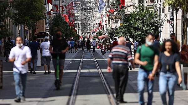 Bayburt, 83 bin 676 kişi ile en az nüfusa sahip olan il oldu. Bayburt'u, 86 bin 612 kişi ile Tunceli, 91 bin 354 kişi ile Ardahan, 142 bin 617 kişi ile Gümüşhane ve 156 bin 739 kişi ile Kilis takip etti.