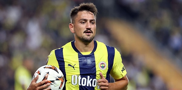 Haberde Sırp teknik adam Dejan Stankovic'in Cengiz Ünder hakkında "Futbol hayatı bitmiş bir topçuyu istemiyorum" dediği kaydedildi.