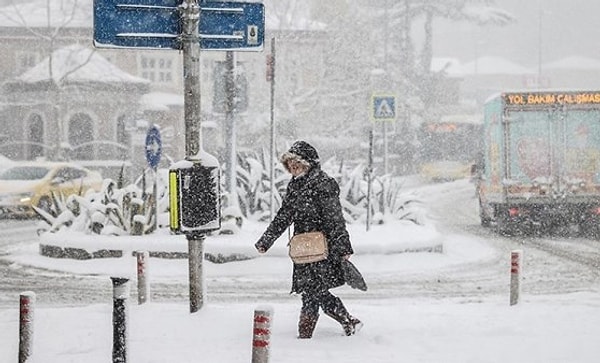 İstanbul ve Ankara'nın da bulunduğu çok sayıda şehir listeye dahil edilirken, 12 Şubat tarihinde kar yağışı beklenen illerin listesi şu şekilde: