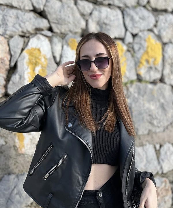 TikTok ve Instagram'da Lavinia Özmen adıyla tanınan, gerçek ismi de Gizem Özmen olan fenomenden acı haber geçtiğimiz saatlerde geldi.