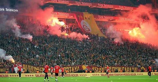 6137 örneklem üzerinden varılan sonuçta %36 ile en fazla taraftara Galatasaray'a sahip.