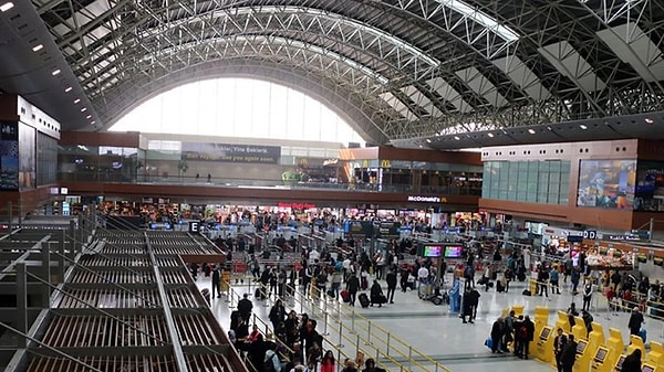 Sabiha Gökçen Uluslararası Havalimanı Meydan Otoritesi HEAŞ'tan yapılan açıklamada şu ifadeler kullanıldı. 👇