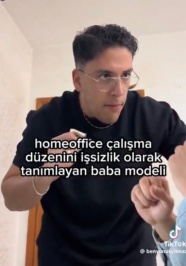 Kısa sürede viral olan videoya evden çalışan herkes hak verdi.