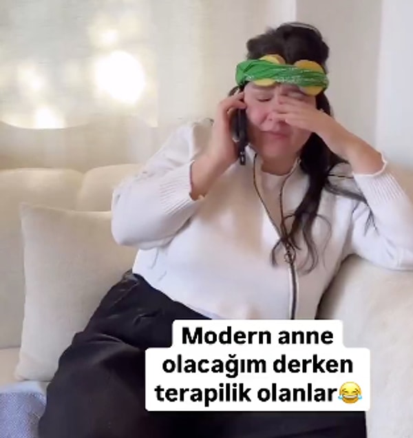 “Çocuklar terapilik olmasın diye analar, babalar; biz tımarhanelik olduk!” diyen komedyen, takipçilerini hem güldürdü hem de düşündürdü.