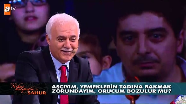 Ve yavaştan yıllardır cevaplandığı halde hala merak edilen o soru sorulur: "Şunu yaparsam orucum bozulur mu?"