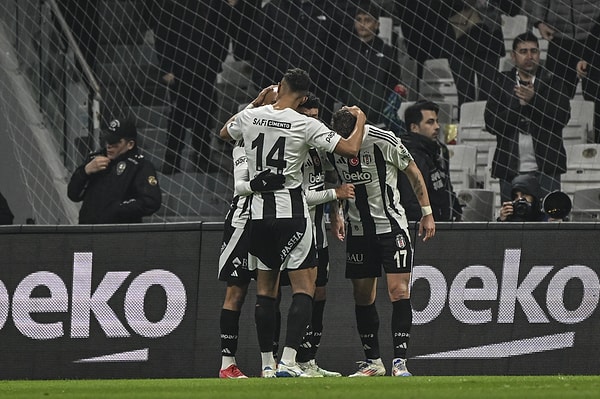 Beşiktaş, Kayserispor'u 2-0'la geçerek seriyi 9 maça çıkardı.