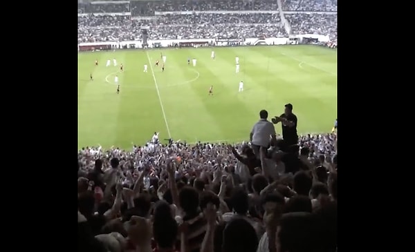 Tribünlerde Edip Akbayram şarkılarıyla takımını destekleyen Beşiktaş, Edip Akbayram'a yine onun şarkısıyla veda etti.