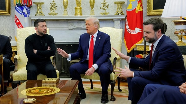 Trump son olarak Zelenskiy ile bir araya geldi.