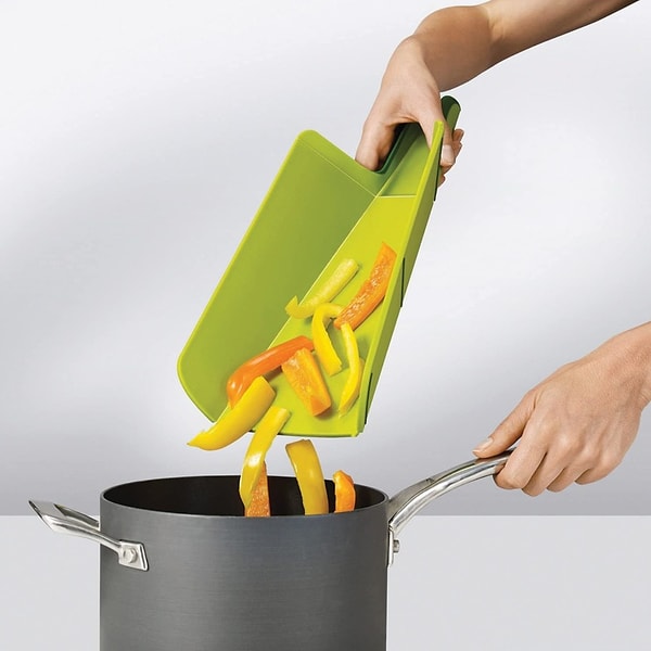 10. Joseph Joseph Chop2Pot™ - Küçük Katlanır Kesme Tahtası