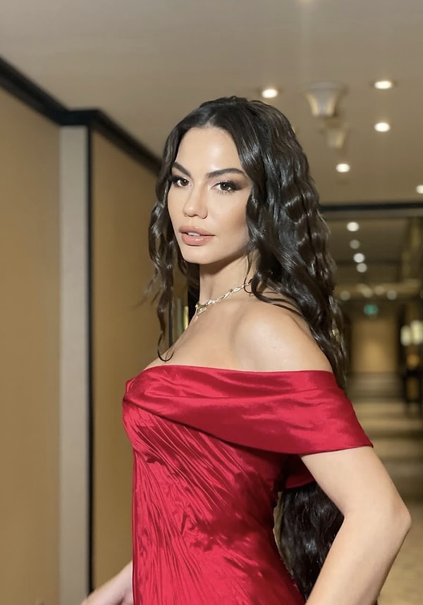 Demet Özdemir’i hep oyuncu olarak tanıdık ama aslında kariyerine dansçı olarak başlamıştı.