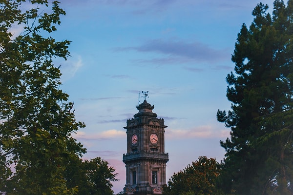 Whether you’re fascinated by Ottoman history or simply want to admire stunning architecture, Istanbul’s palaces and mansions offer a rich cultural experience. Each of these historical sites reveals a piece of the city’s past, making them a must-visit for anyone traveling to Istanbul.