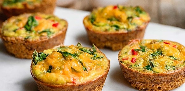 3. Sebzeli Muffin ve Elma Cipsi