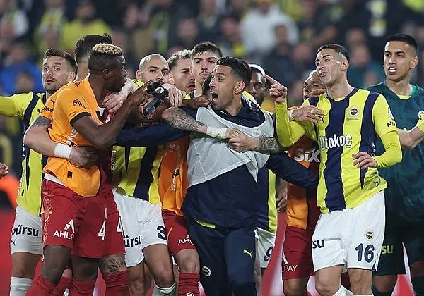 Maç bitti ama kavgası bitmedi.