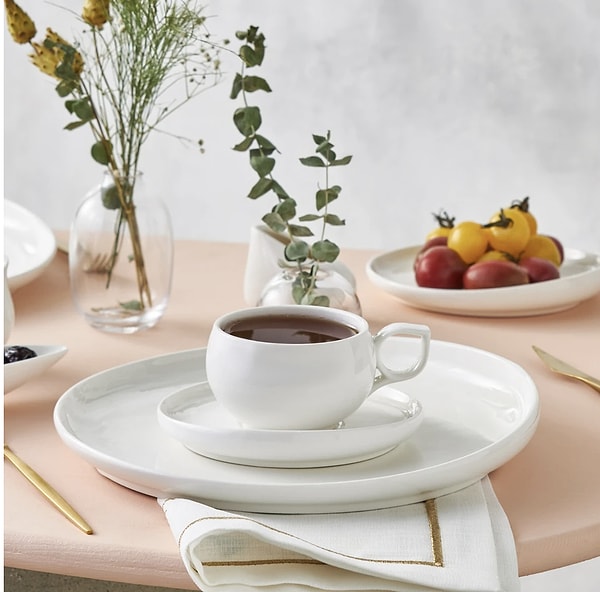 7. 🍳 Güne zinde başlayın! Karaca Orbit New Bone 29 Parça 6 Kişilik Kahvaltı Servis Seti Hepsiburada'da indirimde!